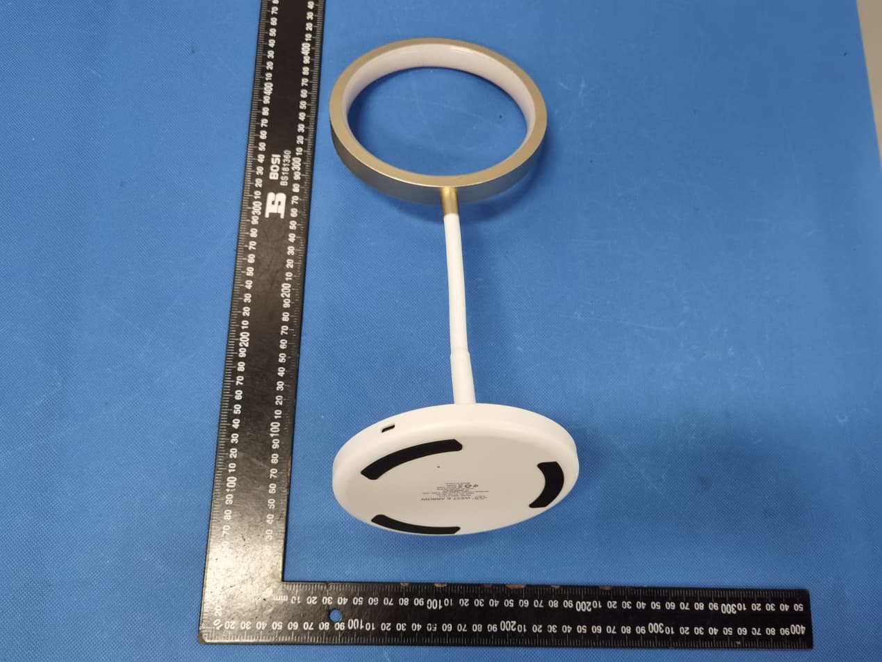 Desk Lamp Wireless Charger - FCC ID 2A22V-DL013 - Shenzhen DXR Electronic Technology Co., Limited (Dongguan Branch)
