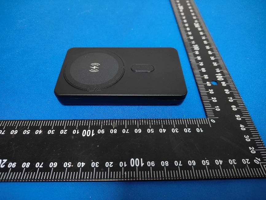 4-in-1 Wireless Charging Station-Power bank - FCC ID 2A22V-QIS11 - Shenzhen DXR Electronic Technology Co., Limited (Dongguan Branch) (3)