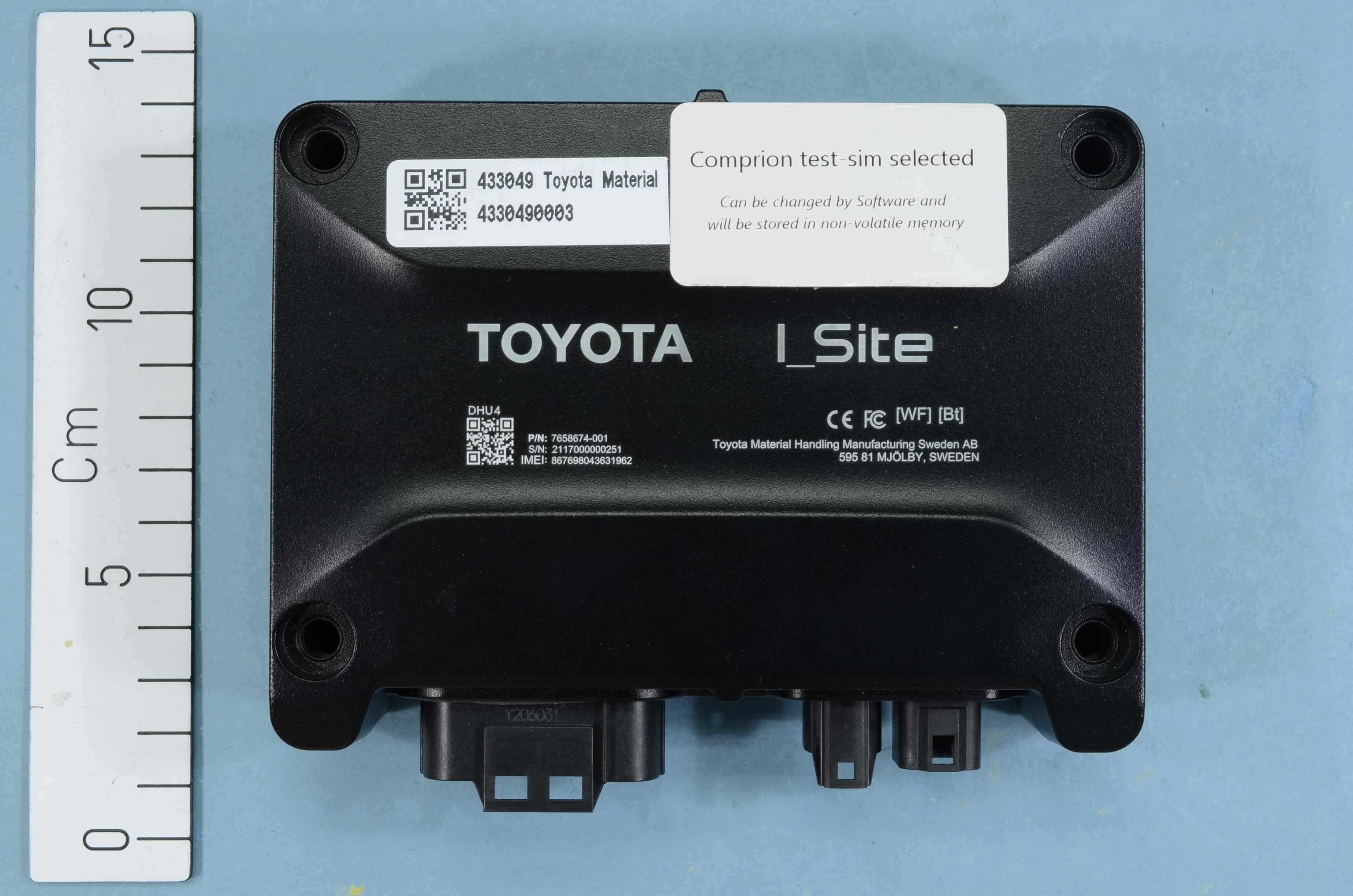 Telematics unit for mounting on forklifts - FCC ID 2A24D-DHU4 - Toyota Material Handling Manufacturing Sweden AB (3)
