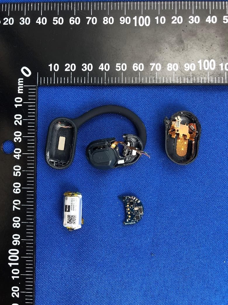 Oladance Wearable Stereo B1 - FCC ID 2A24K-OLA02R - Shenzhen Dancing Tech Co., Ltd. (2)