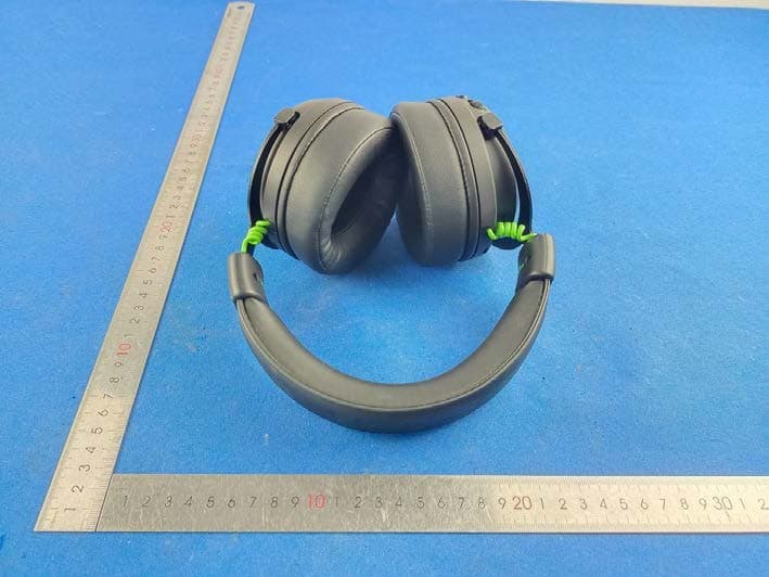 Wireless Gaming Headset - FCC ID 2A25A-E5000BT - YI ZHAO (SHENZHEN) CO., LIMITED. (5)