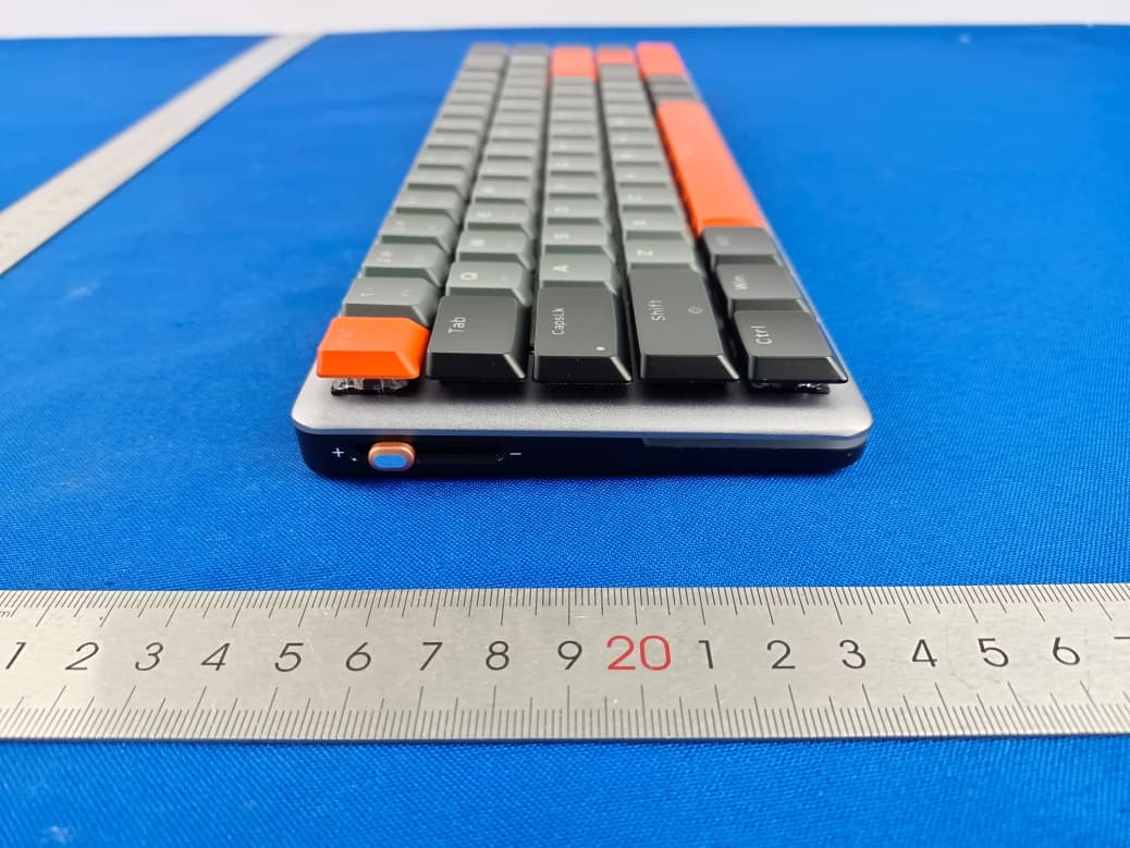 68-Key Mechanical Keyboard - FCC ID 2A25A-EK3000 - YI ZHAO (SHENZHEN) CO., LIMITED. (4)