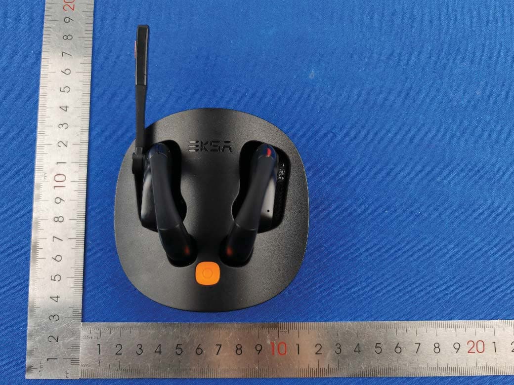 S30 - FCC ID 2A25A-S30 - YI ZHAO (SHENZHEN) CO., LIMITED. (3)