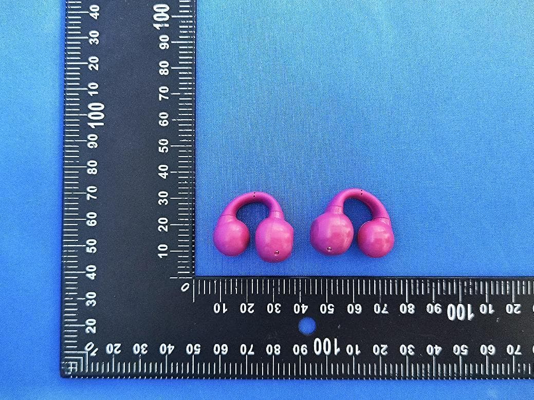 Wireless Earphones - FCC ID 2A27V-J01 - Dongguan Genai Technology Co.,LTD
