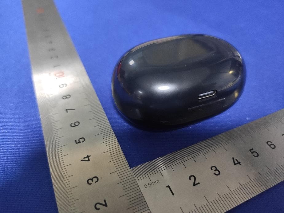Wireless Earbuds - FCC ID 2A2A5-ALEXSON - Johnson Merlin INC (5)