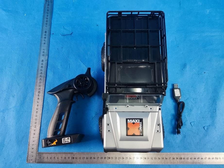 Remote control car - FCC ID 2A2DA-MN-99S - Shantou Chenghai Chile toy Technology Co., Ltd (3)