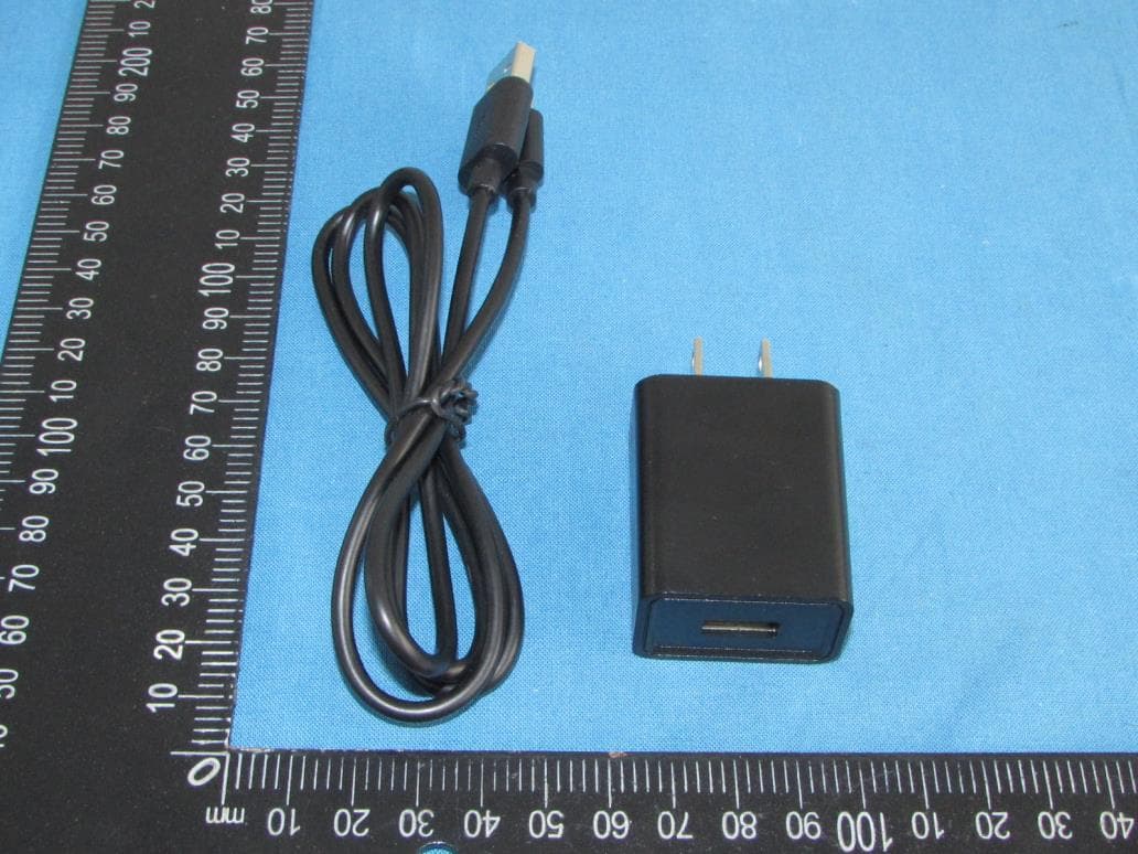 Smartphone - FCC ID 2A2EB-V20 - MCMLXV
