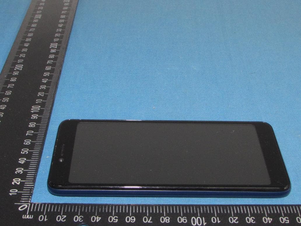 Smartphone - FCC ID 2A2EB-V20 - MCMLXV (4)