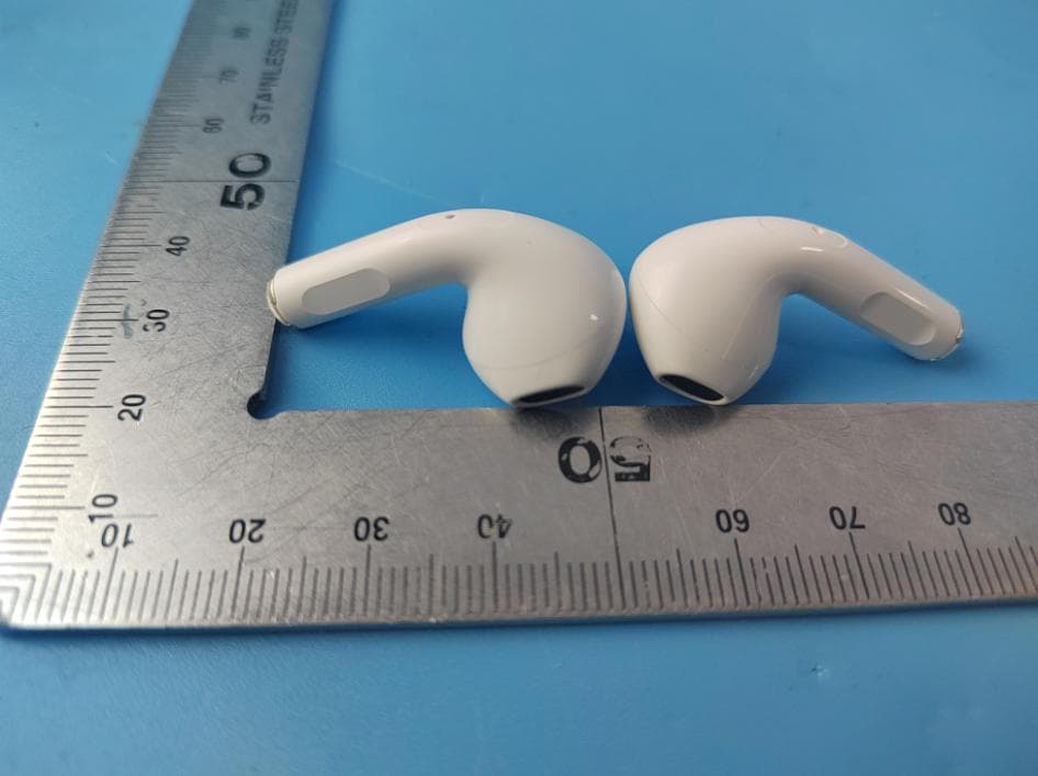 TWS EARBUDS - FCC ID 2A2EE-SW-T118 - JiangXi Sunwe Industrial Co., Ltd. (4)