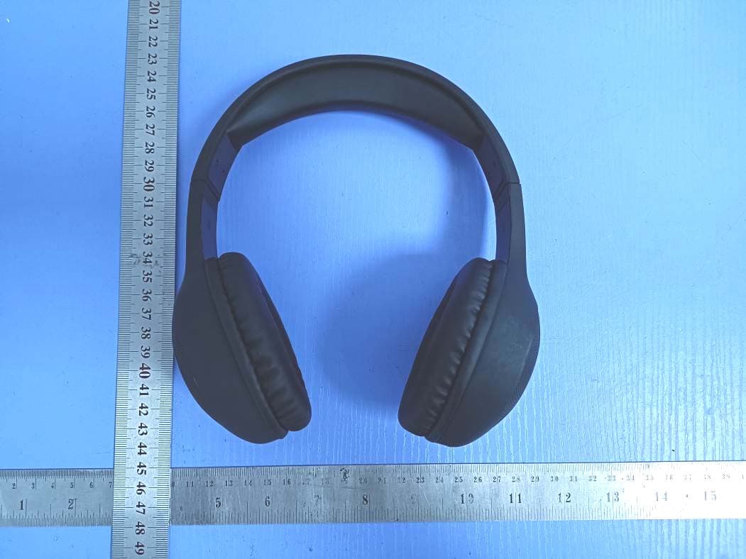 Bluetooth headphone - FCC ID 2A2EE-SWB130 - JiangXi Sunwe Industrial Co., Ltd. (2)