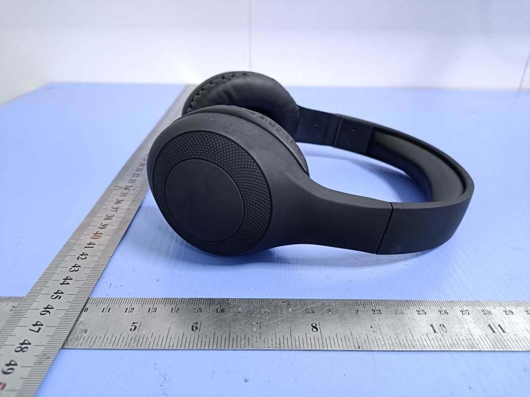 Bluetooth headphone - FCC ID 2A2EE-SWB130 - JiangXi Sunwe Industrial Co., Ltd. (3)