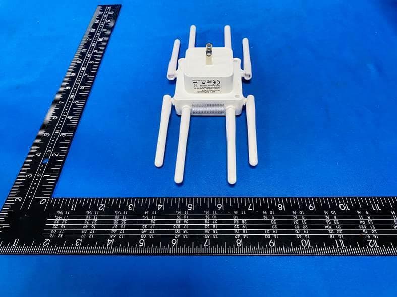 U series repeater - FCC ID 2A2F4-U18 - Shenzhen Urant Technology Co., Ltd (4)