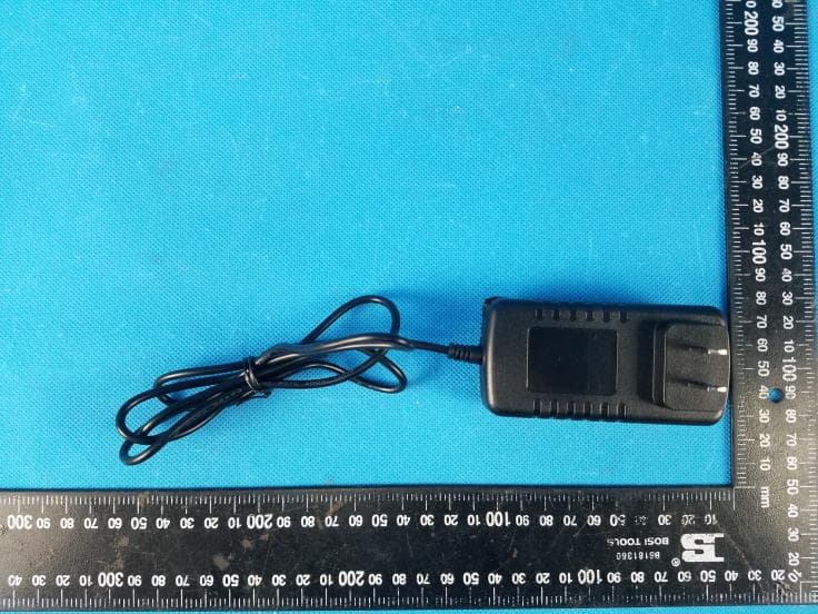 3 in 1 wireless charger - FCC ID 2A2GZWXC-01 - Dongguan SIMZO Electronic Technology Co., Ltd