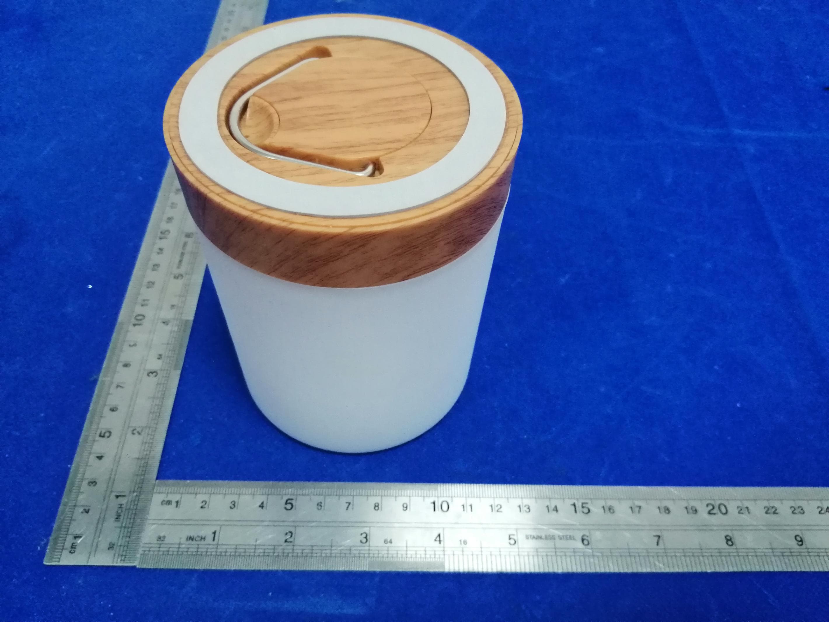Bedside lamp/Table lamp - FCC ID 2A2HS-M1-W - Shenzhen Langka Electronic Co., Ltd. (3)