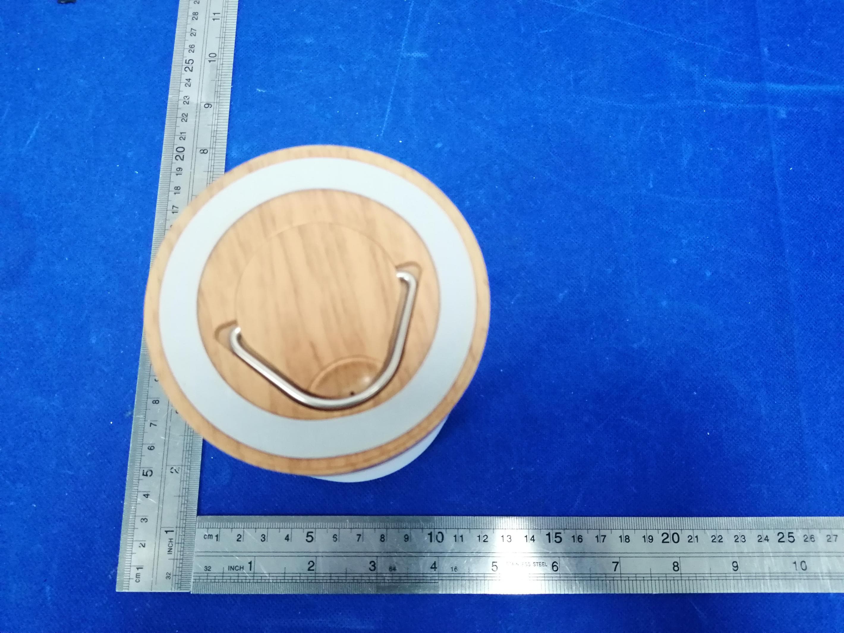 Bedside lamp/Table lamp - FCC ID 2A2HS-M1-W - Shenzhen Langka Electronic Co., Ltd.