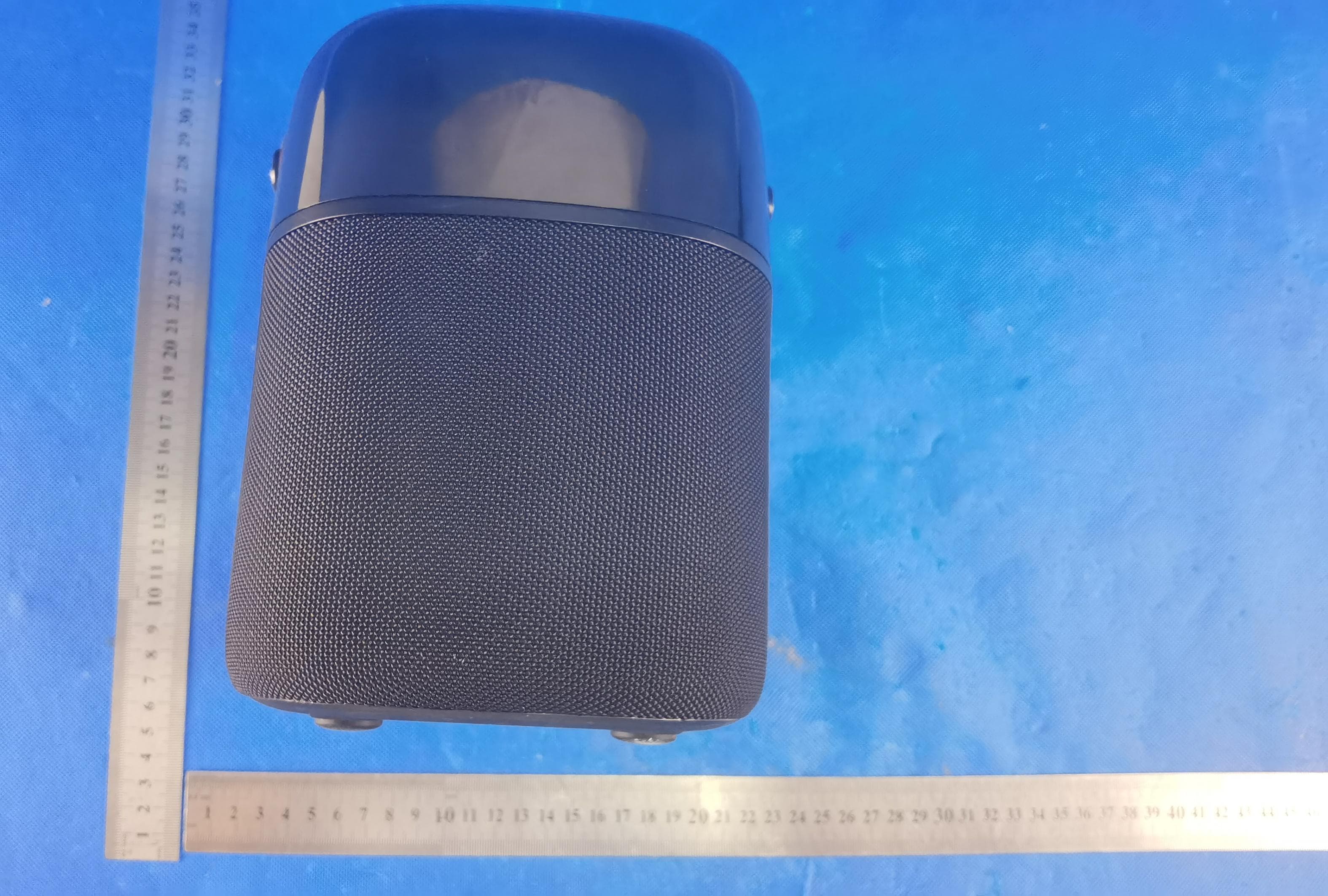 All in One karaoke party Box - FCC ID 2A2JV-STAGE023 - SHENZHEN COOLME INNOVATION TECHNOLOGY CO., LTD (2)