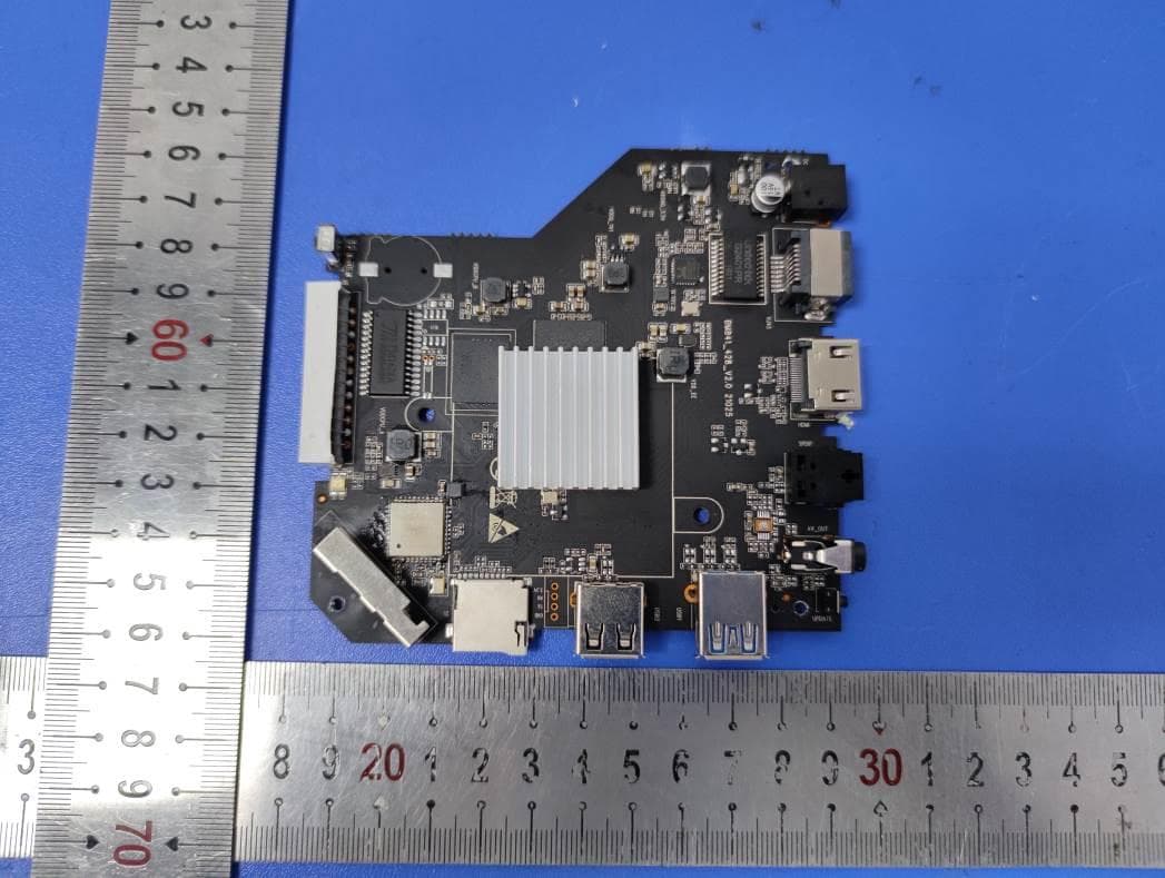 MCMP1021 - FCC ID 2A2KG-MCMP1021 - Mandoe Media Pty Ltd (5)