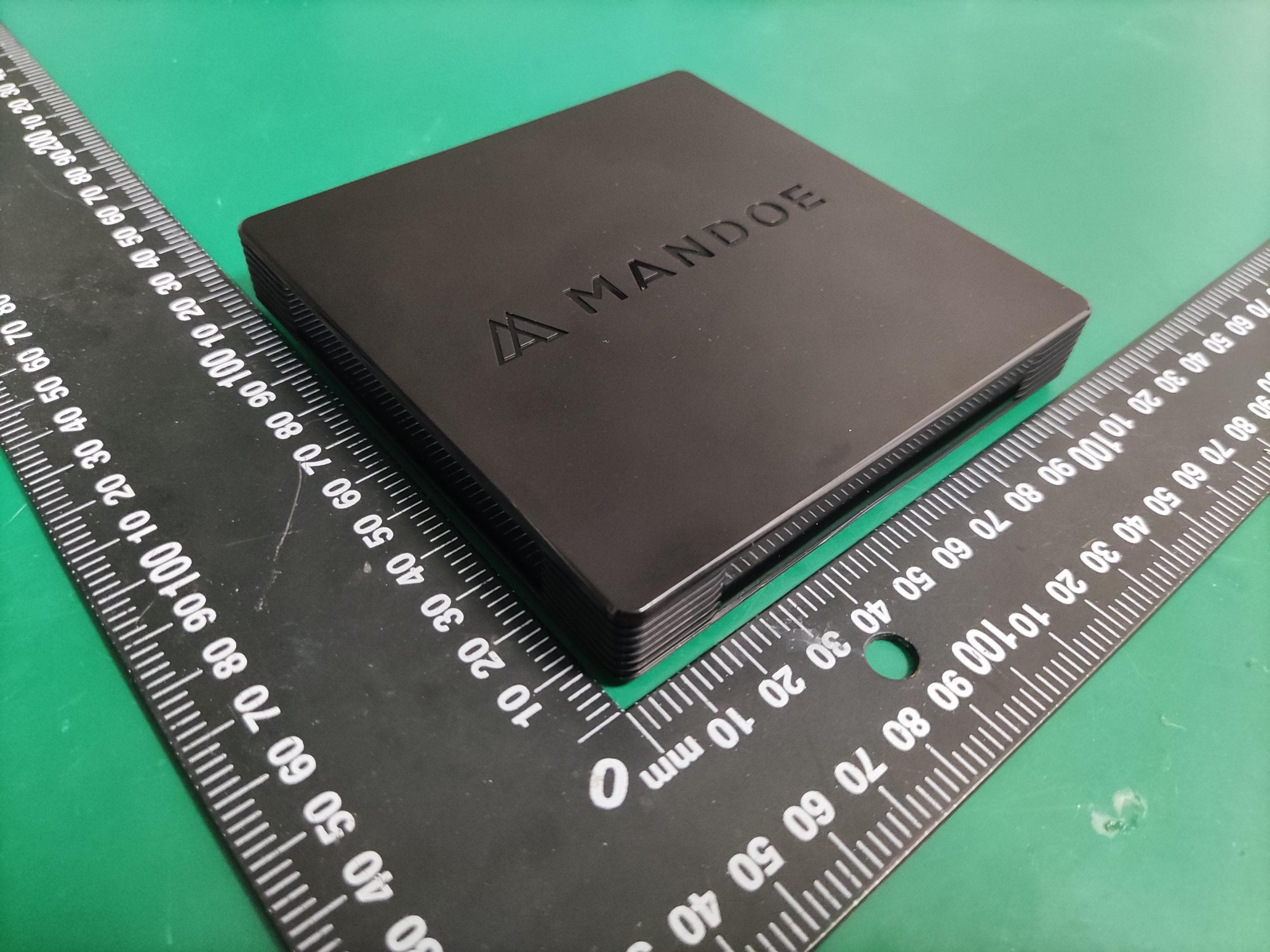 Digital Advertising Media Player - FCC ID 2A2KG-MCMP10211 - Mandoe Media Pty Ltd (2)