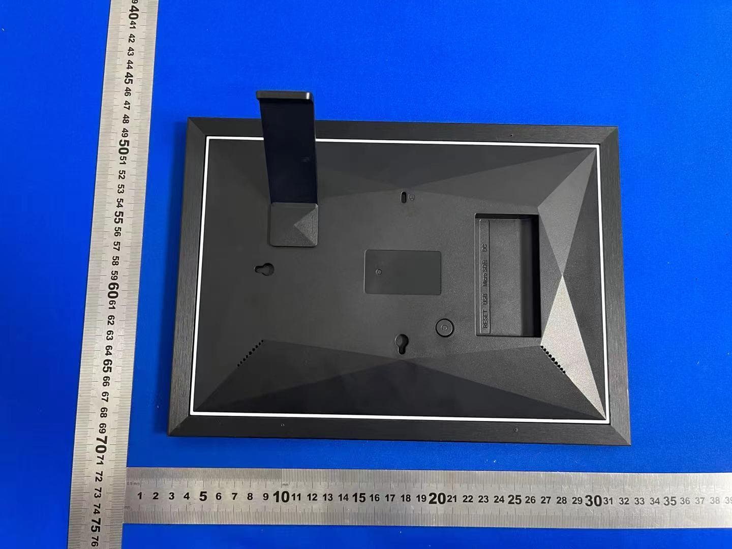 Digital Photo Frame - FCC ID 2A2KL-X10 - Shenzhen turui Technology Co., Ltd