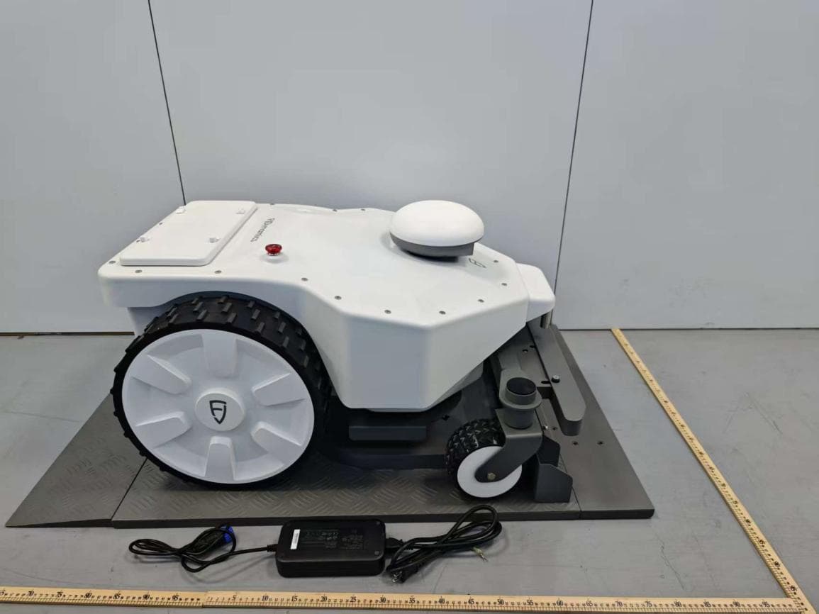 Robotic Lawn Mover - FCC ID 2A2LL-FRX - FJ Dynamics Co.,Ltd.