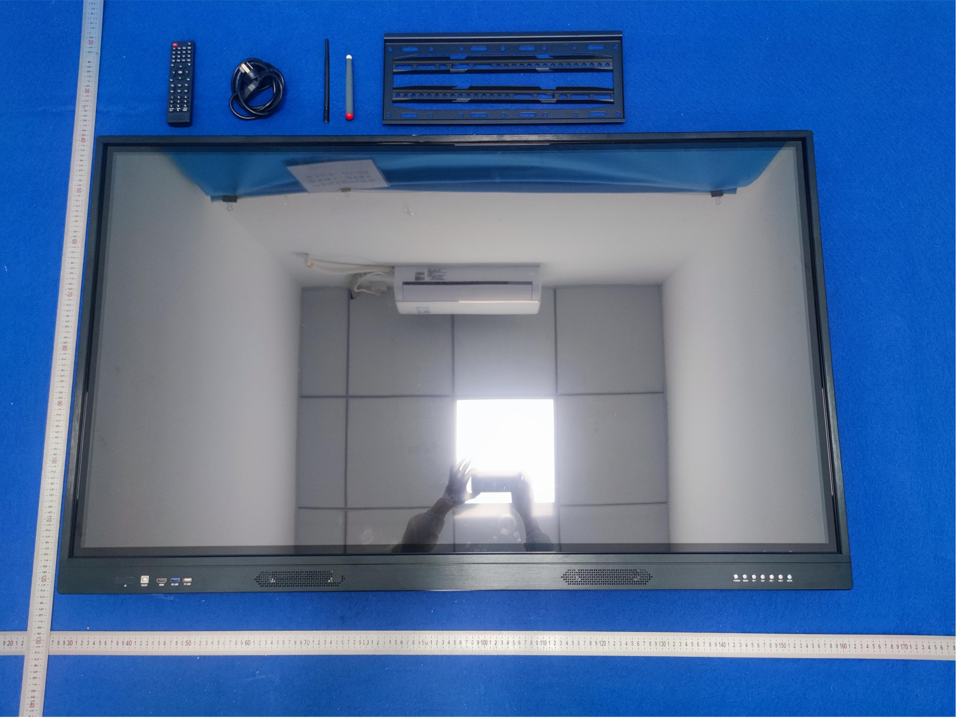 Interactive smart board - FCC ID 2A2MJ-HBY-H550P - Shenzhen Unique Display Technology Co.,Ltd (3)