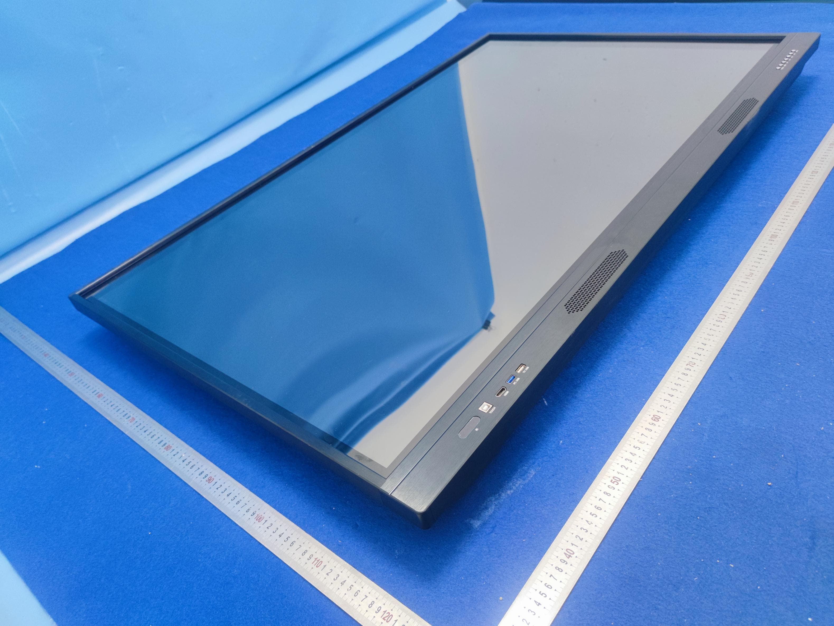Interactive smart board - FCC ID 2A2MJ-HBY-H550P - Shenzhen Unique Display Technology Co.,Ltd (4)