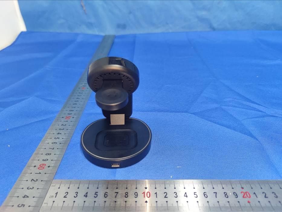 Foldable wireless charging station 3 in 1 - FCC ID 2A2NS-GY-L9 - Guanyu(Dongguan) Intelligent Technology Co.,Ltd (4)