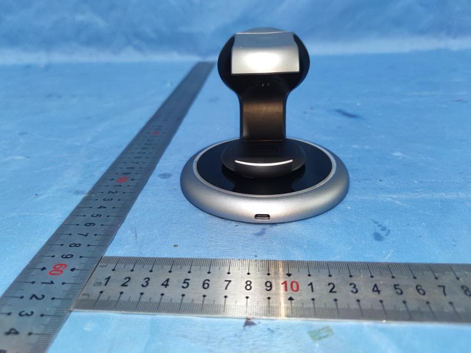 3 IN 1 WIRELESS CHARGER - FCC ID 2A2NS-GY-Z18-3 - Guanyu(Dongguan) Intelligent Technology Co.,Ltd (5)