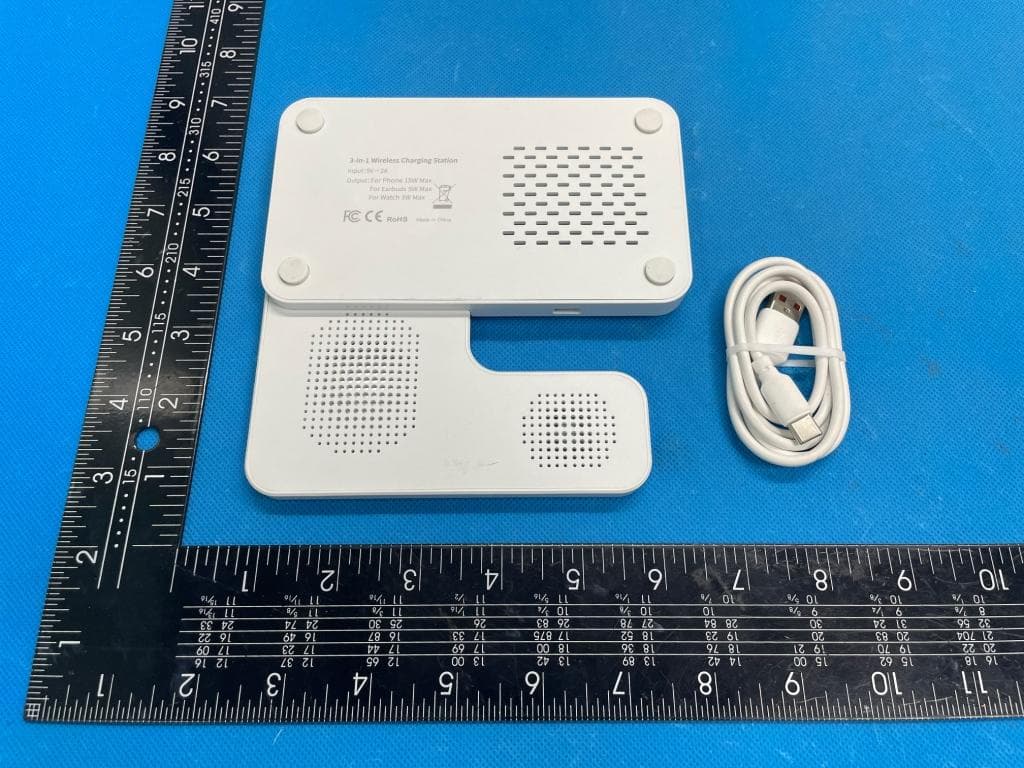 3-in-1 Wireless Charging Station - FCC ID 2A2NS-GY-Z5G-3S - Guanyu(Dongguan) Intelligent Technology Co.,Ltd (3)