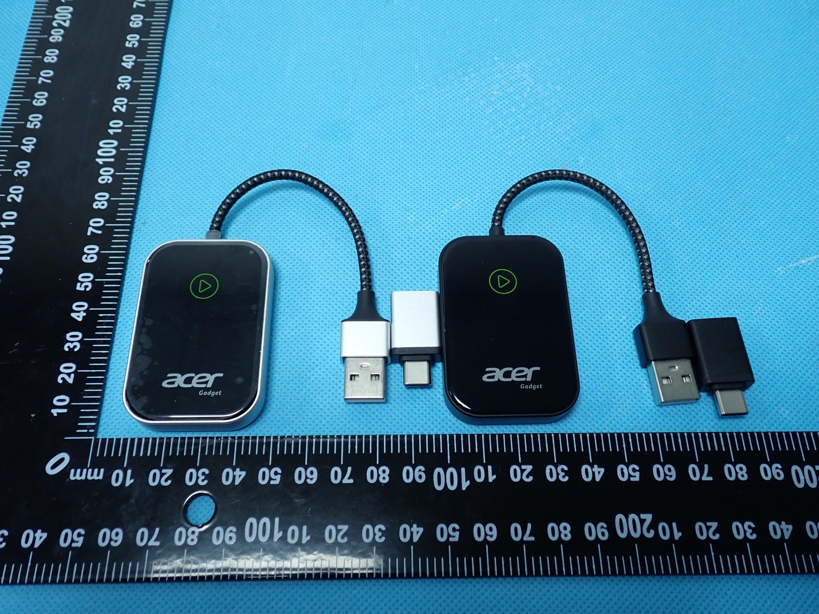 Wireless Carplay Adapter (Carplay) - FCC ID 2A2P5-CP-0G01 - Acer Gadget Inc.