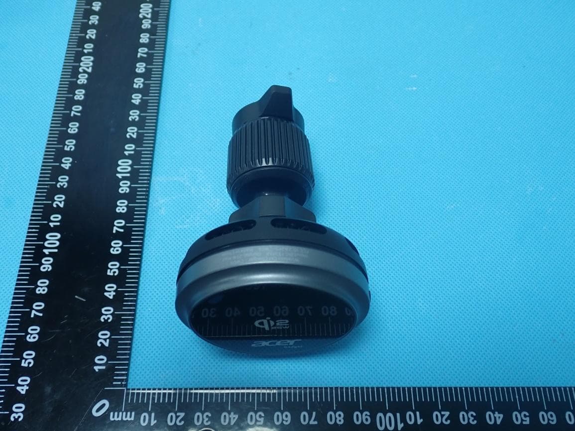 Wireless Car Charger - FCC ID 2A2P5-CW09 - Acer Gadget Inc.