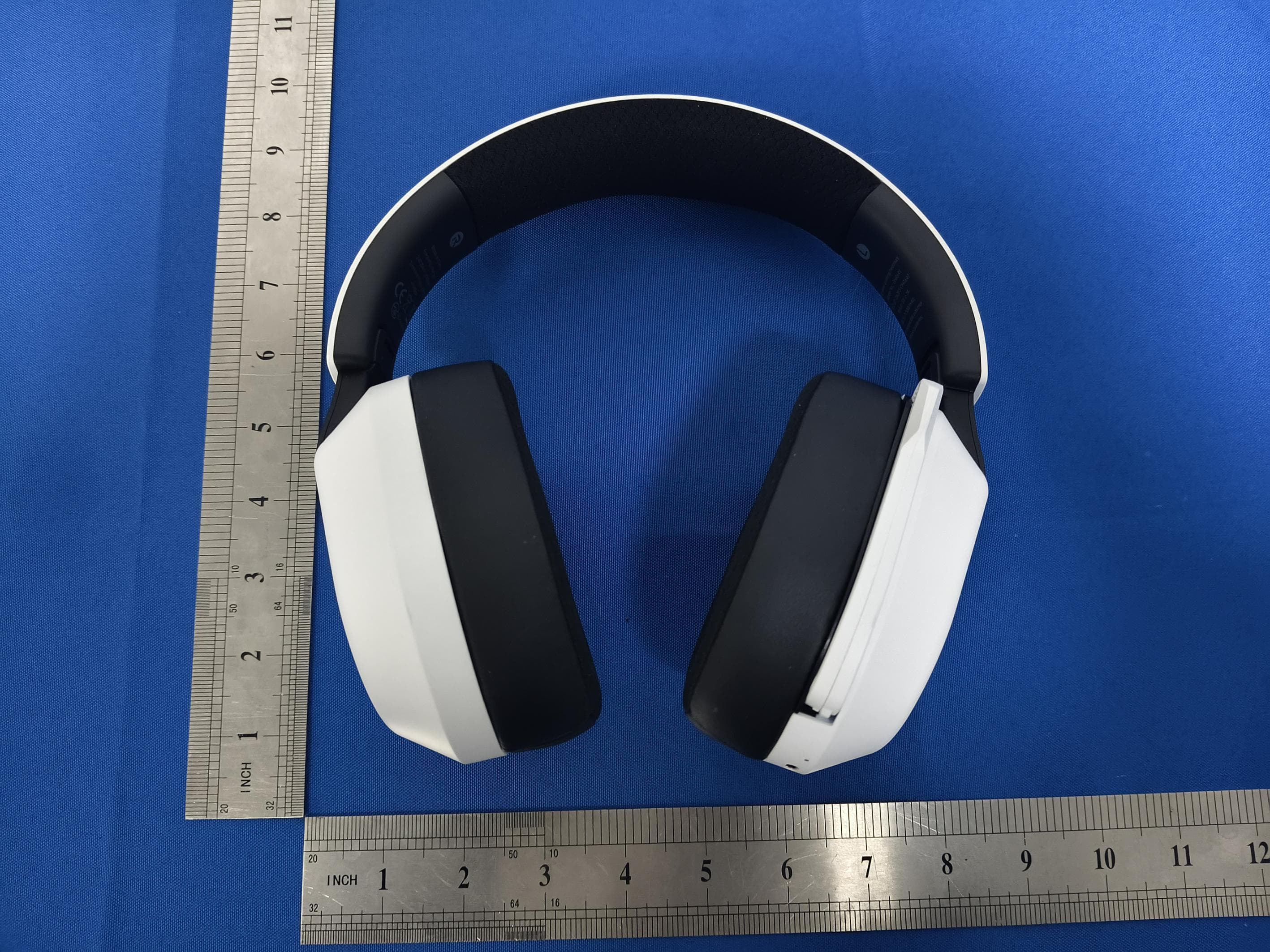 Wireless gaming headset - FCC ID 2A2P5-OHR641 - Acer Gadget Inc.