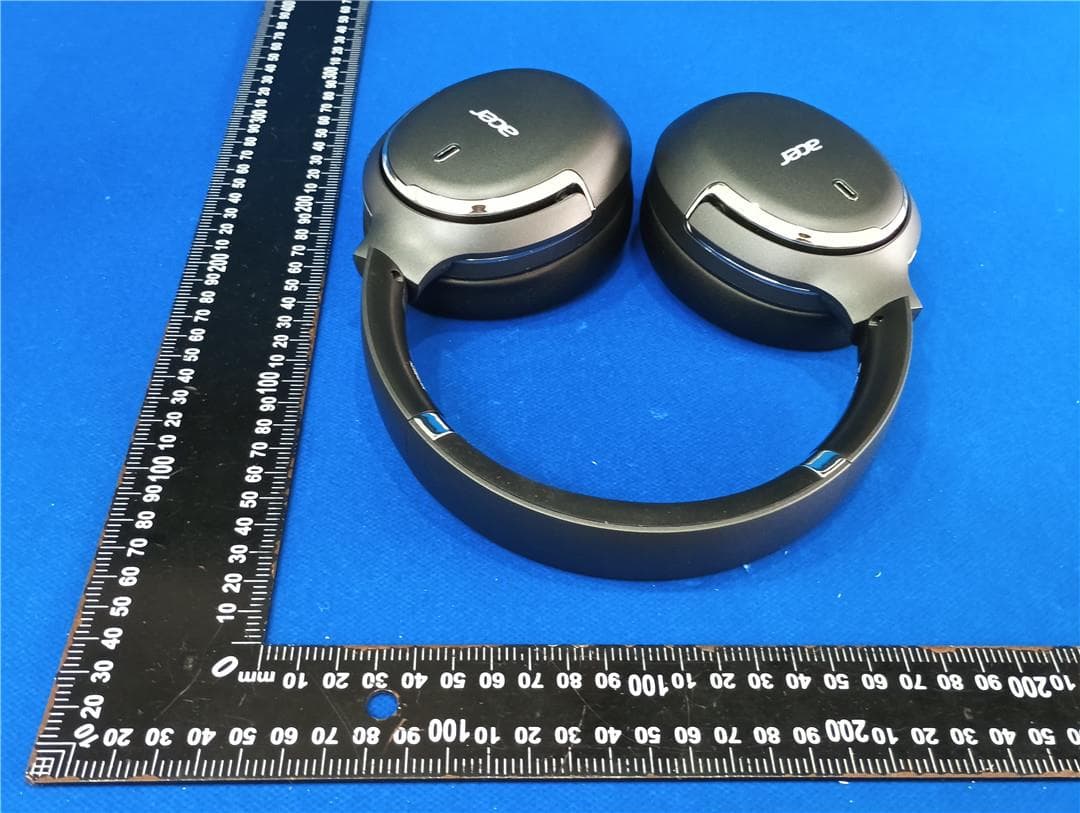 Over-Ear Headphones - FCC ID 2A2P5-OHR753 - Acer Gadget Inc.