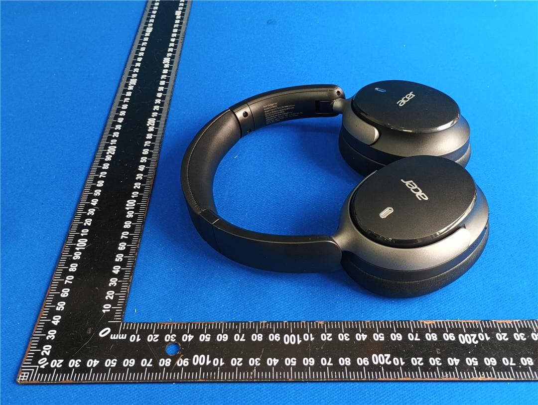 Over-Ear Headphones - FCC ID 2A2P5-OHR832 - Acer Gadget Inc. (3)