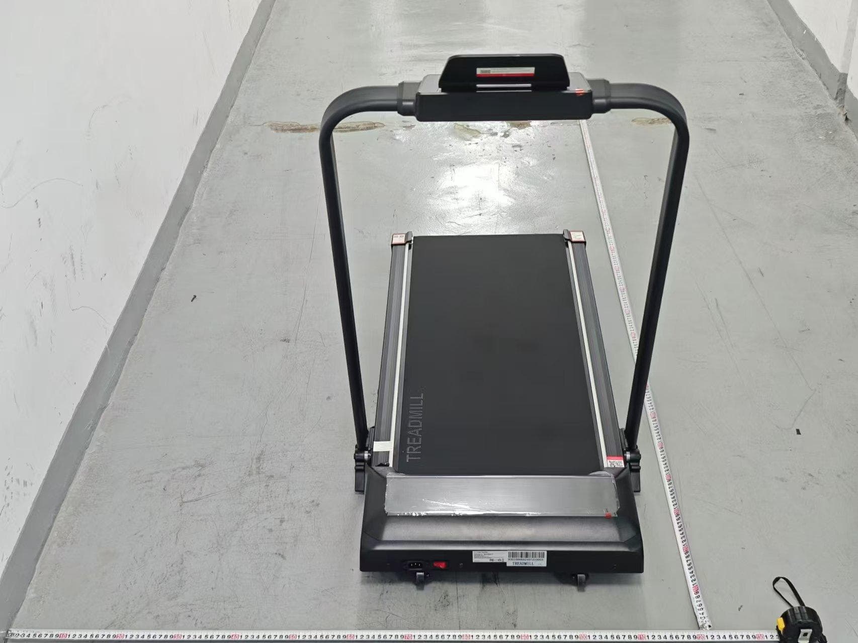 Electric treadmill - FCC ID 2A2PN-P11 - Ekoo Electronic Co., Ltd