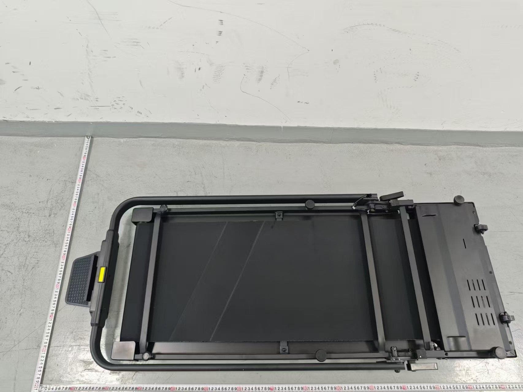 Electric treadmill - FCC ID 2A2PN-P11 - Ekoo Electronic Co., Ltd (2)