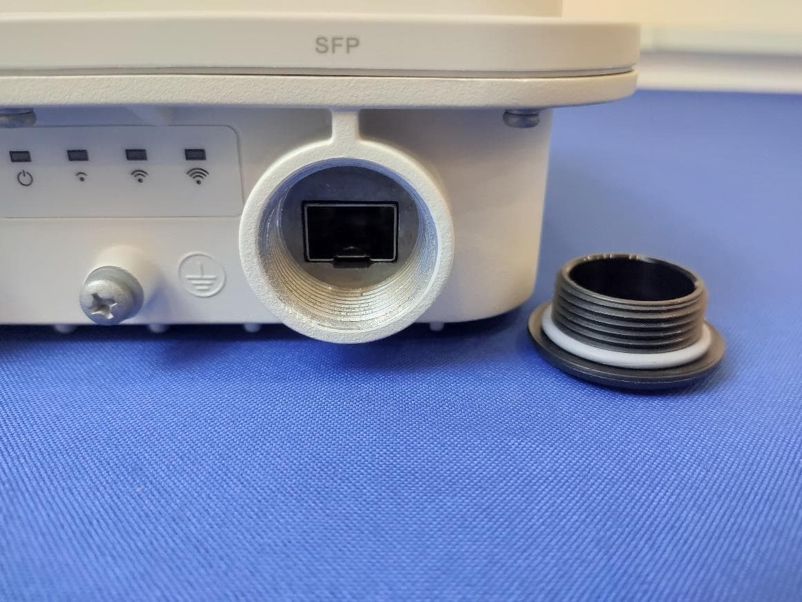 Outdoor Access Point - FCC ID 2A2PW149657 - FS.COM Inc.