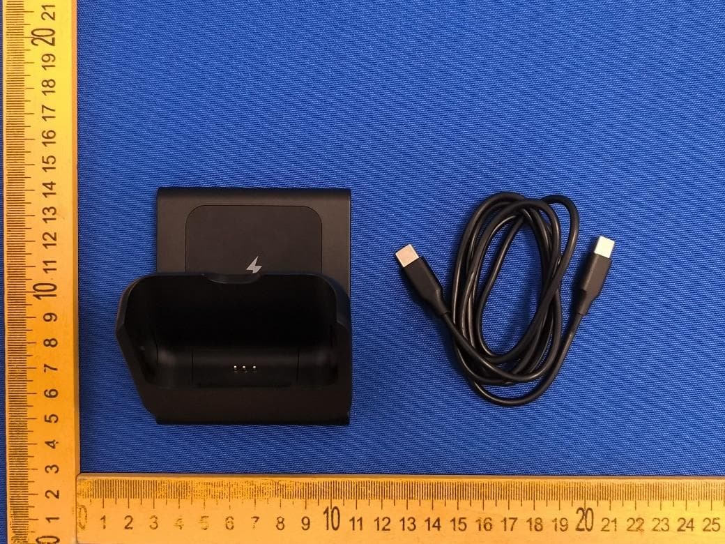 4 IN 1 MAGNETIC WIRELESS CHARGING STATION - FCC ID 2A2Q2-WF20 - Taisons International Co.