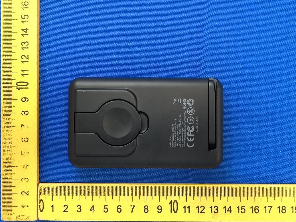 4 IN 1 MAGNETIC WIRELESS CHARGING STATION - FCC ID 2A2Q2-WF20S - Taisons International Co.