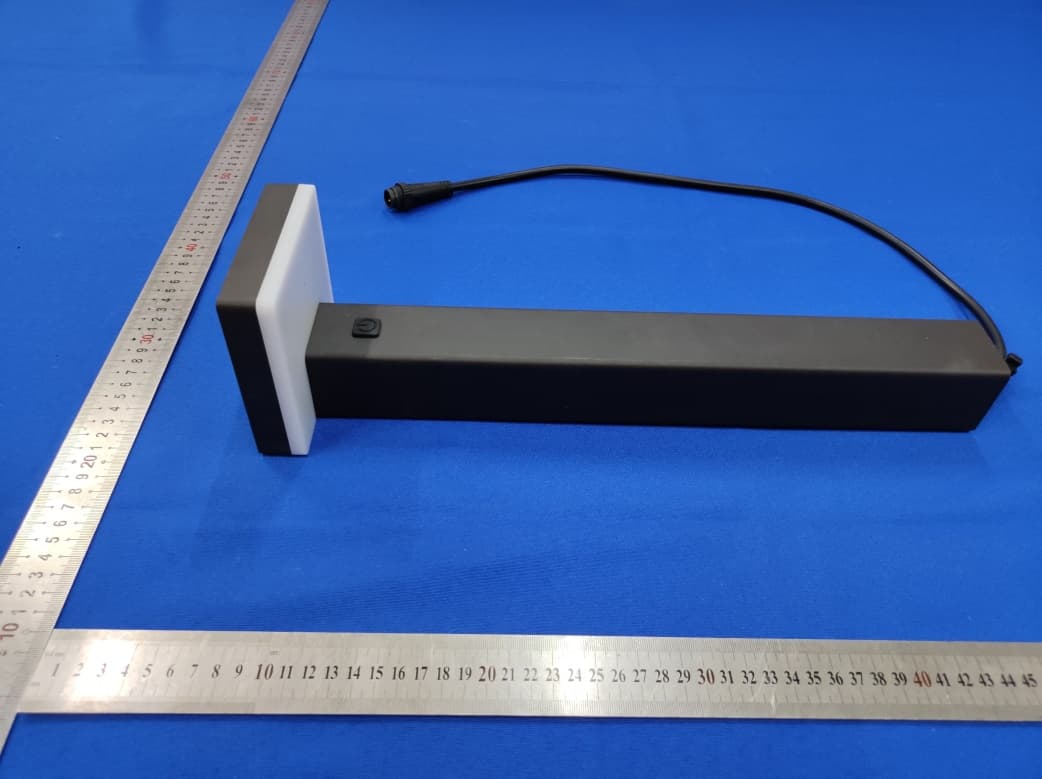 Pathway Light - FCC ID 2A2QE-AT1889 - Yuyao Yunjin Electrical Appliance Co., Ltd
