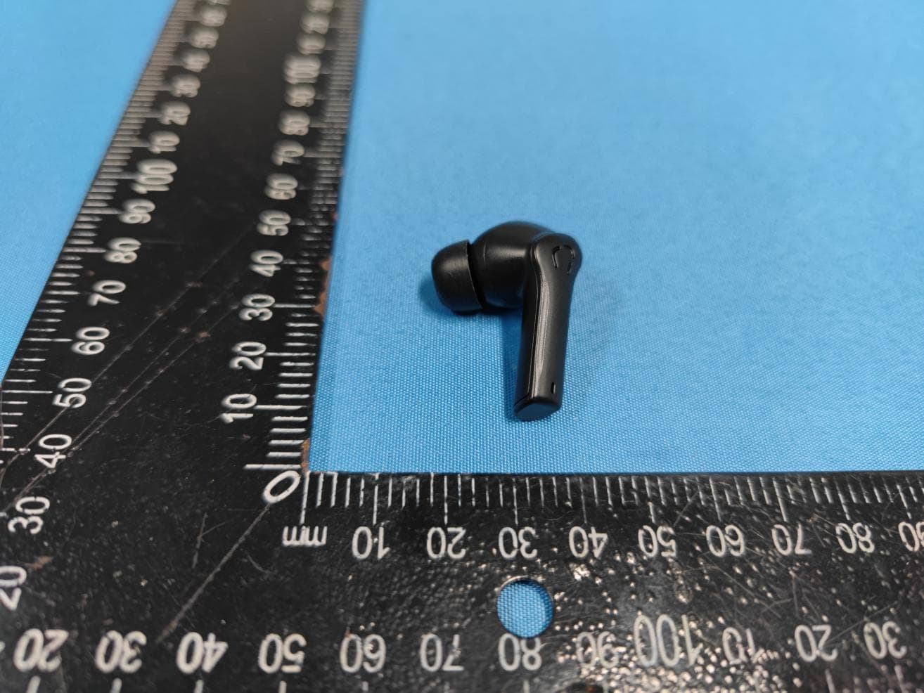 Bluetooth wireless earphone - FCC ID 2A2R9JC-18 - Shenzhen Tiancheng Jiazhao Network Technology Co., Ltd. (5)