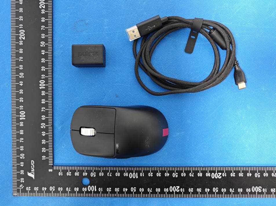 Pulsar X2 v3 eS Mini Wireless Mouse - FCC ID 2A2TU-PX23ES11 - AplusX Inc.