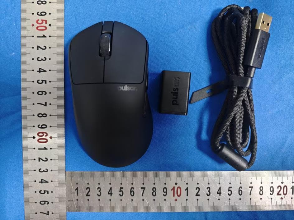 Pulsar X3 LHD CrazyLight Medium Wireless Gaming mouse - FCC ID 2A2TU-PX3LCL201 - AplusX Inc.