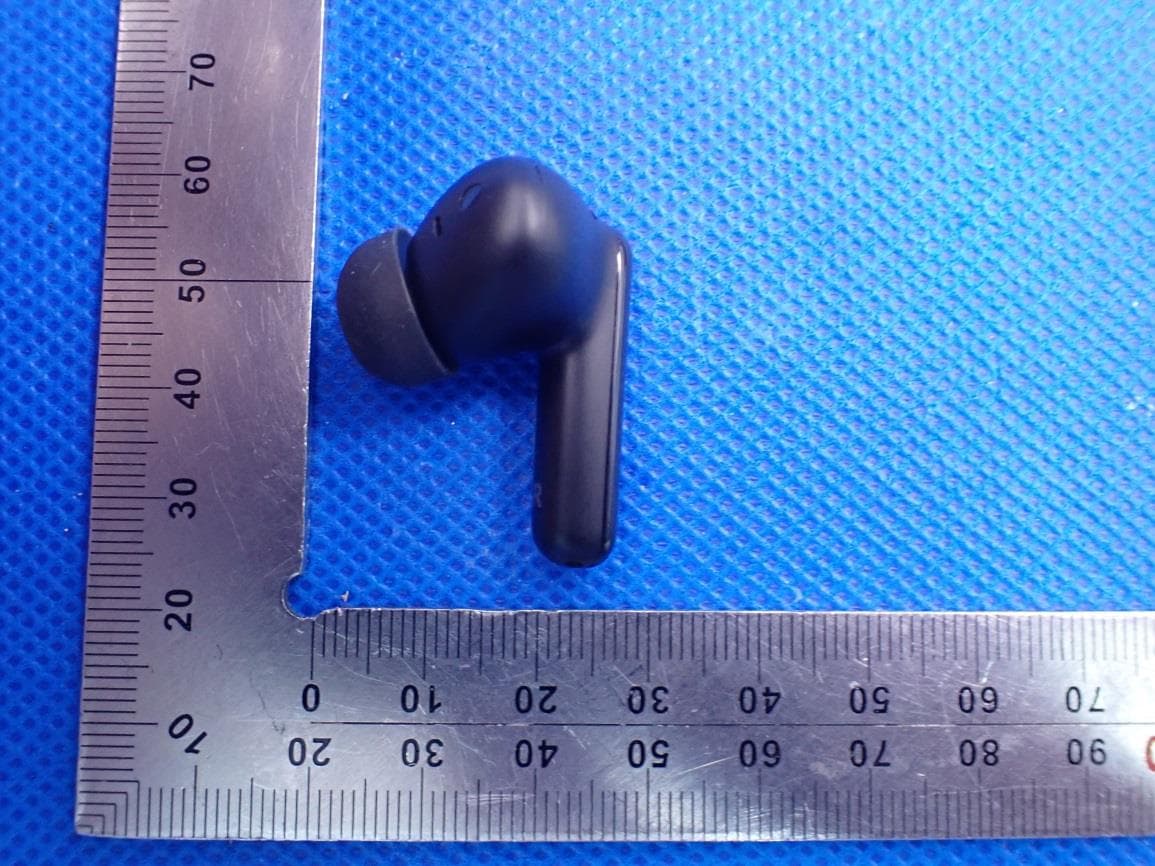 ANC True Wireless Earbuds - FCC ID 2A2VUKM-HTW008 - Shenzhen Subject Technology Co., Ltd. (3)
