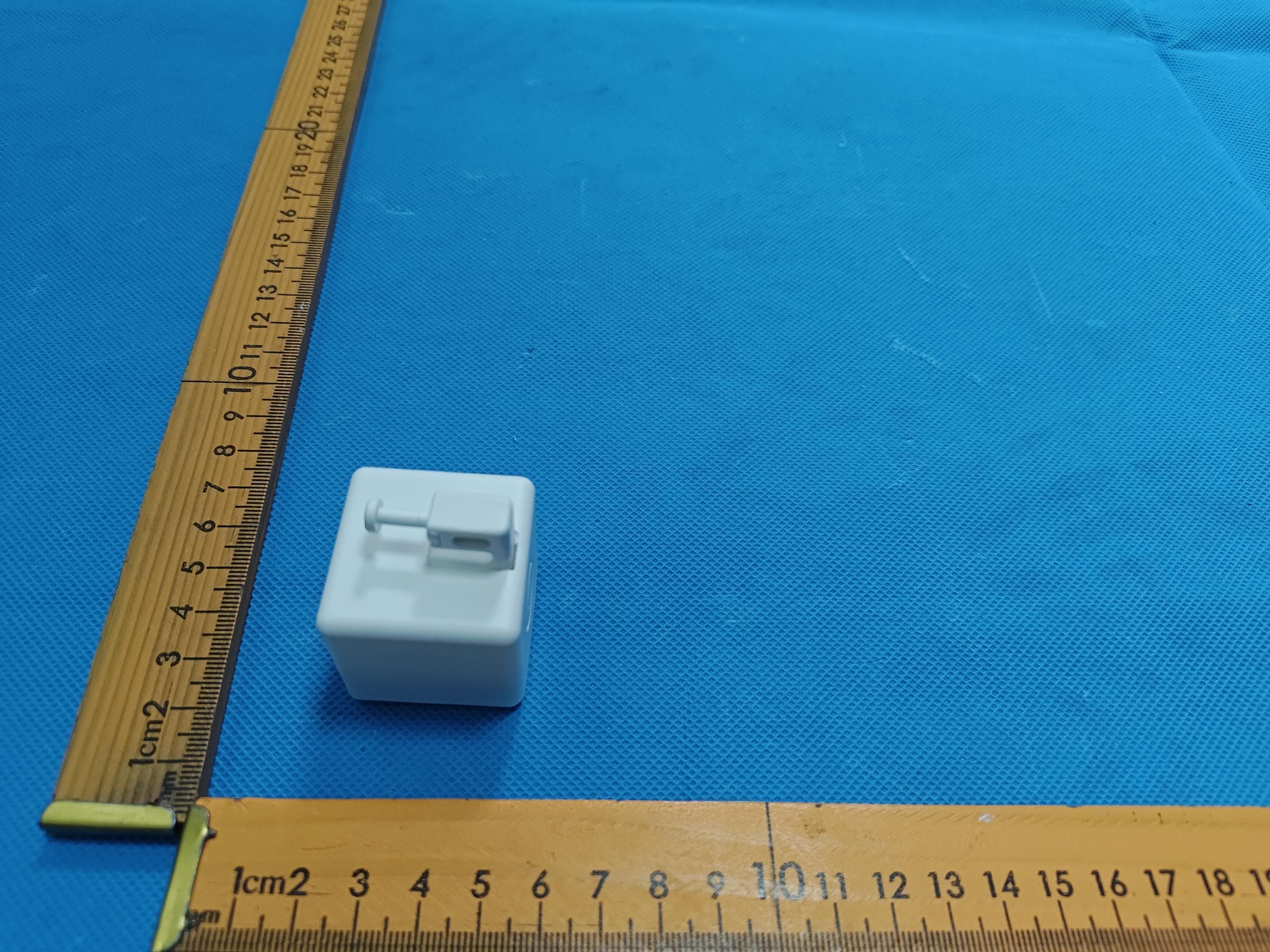 Fingerbot - FCC ID 2A2X5-ADFBB531 - Hangzhou Adaprox Intelligent Technology Co., Ltd. (3)