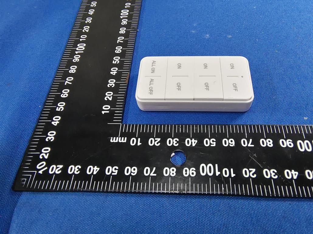 Remote Control Transmitter - FCC ID 2A2XV-886T - Ningbo Free Trade Zone Rising Sun Electrical Co., Ltd. (2)