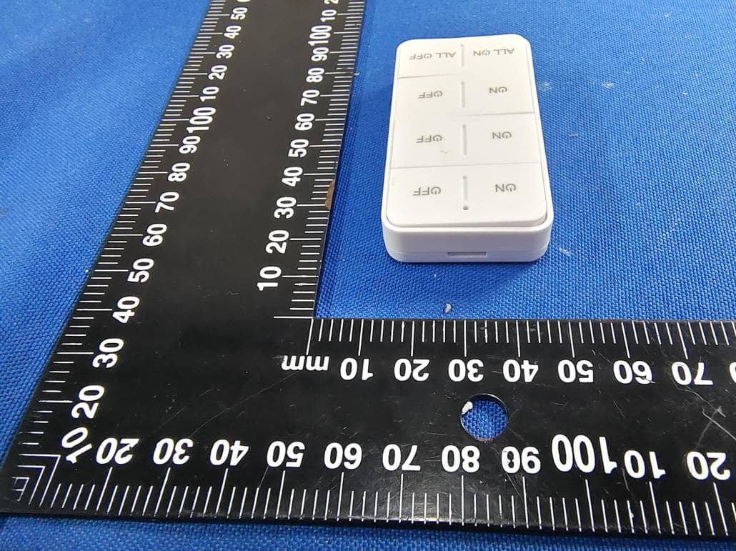 Remote Control Transmitter - FCC ID 2A2XV-886T - Ningbo Free Trade Zone Rising Sun Electrical Co., Ltd.