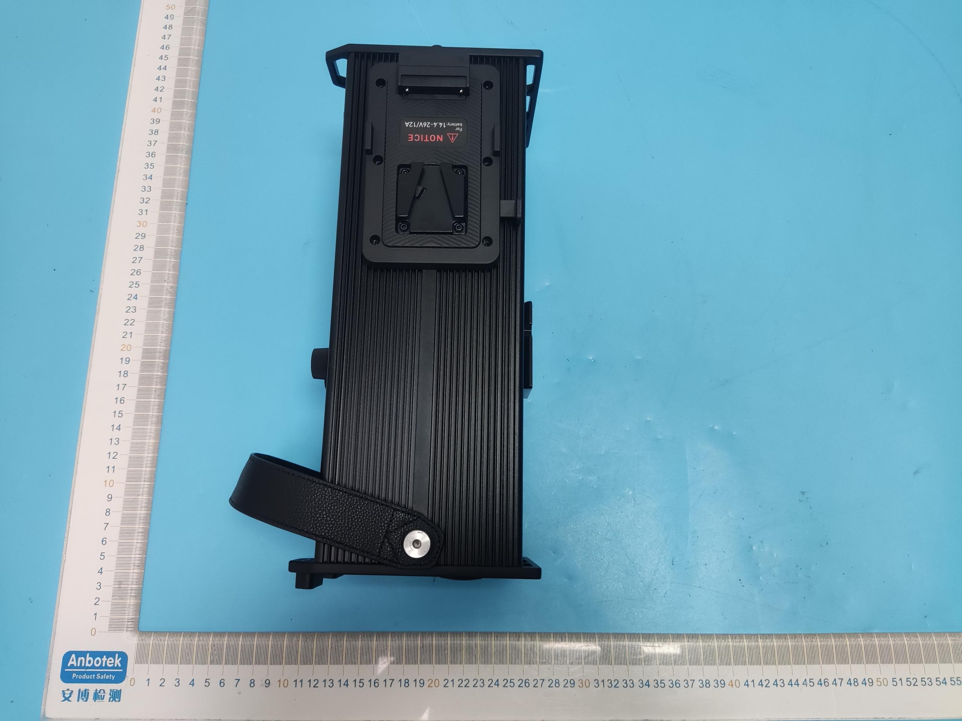 LED Spot Light - FCC ID 2A2Y8-FORZA720 - Guangdong Nanguang Photo&Video Systems Co., Ltd.