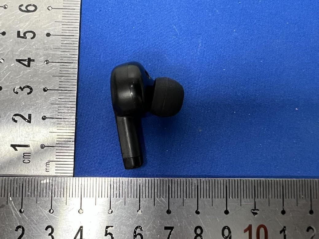Bluetooth Earphone - FCC ID 2A327-TP-X1 - Shenzhen Three Peaches Technology Co., Ltd (3)