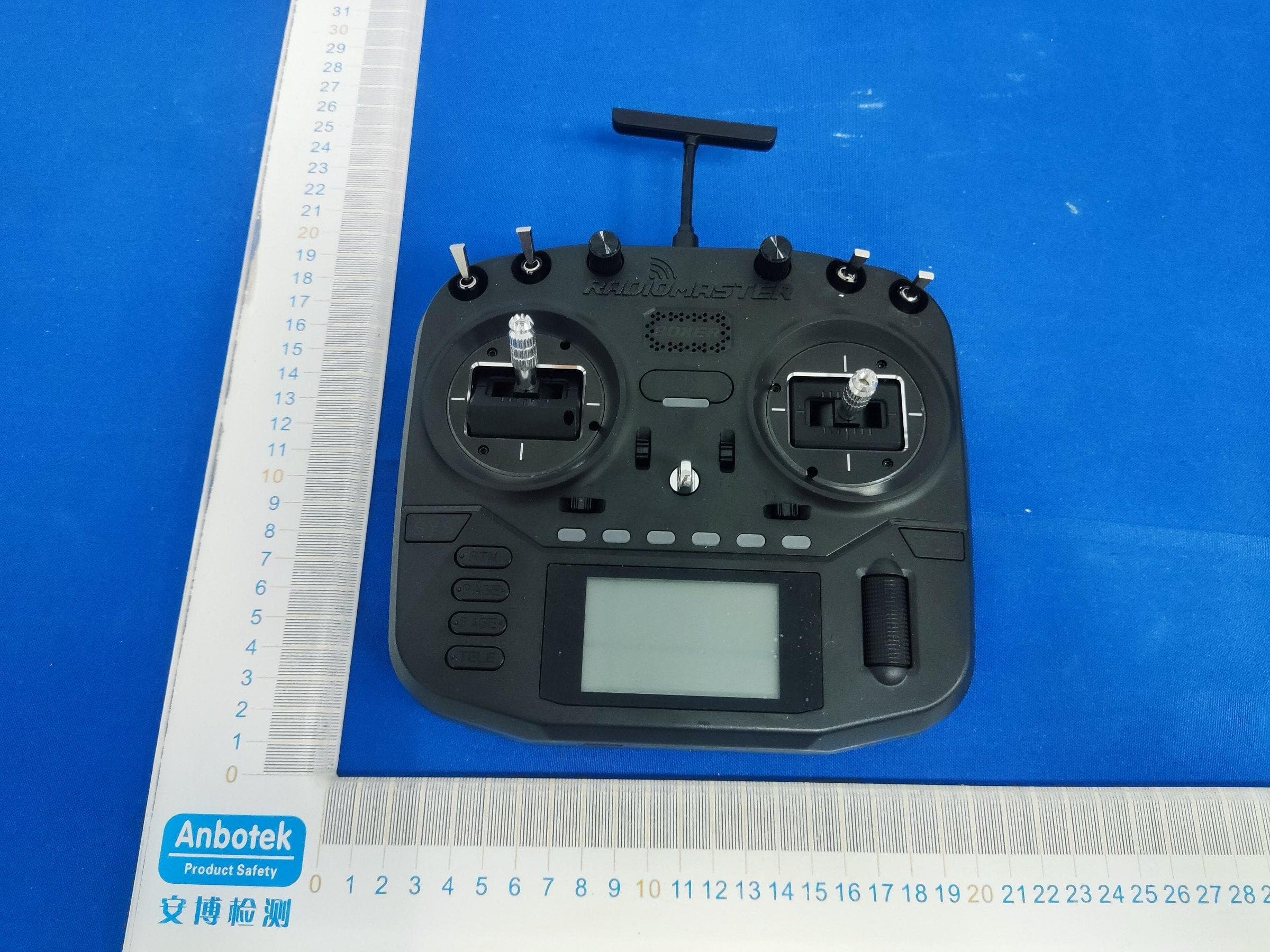BOXER - FCC ID 2A337-BOXER-4IN1 - Shenzhen Radiomaster Technology Co.,Ltd